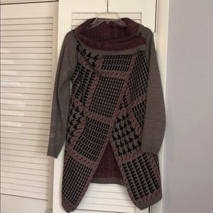 Maternity top button cardigan